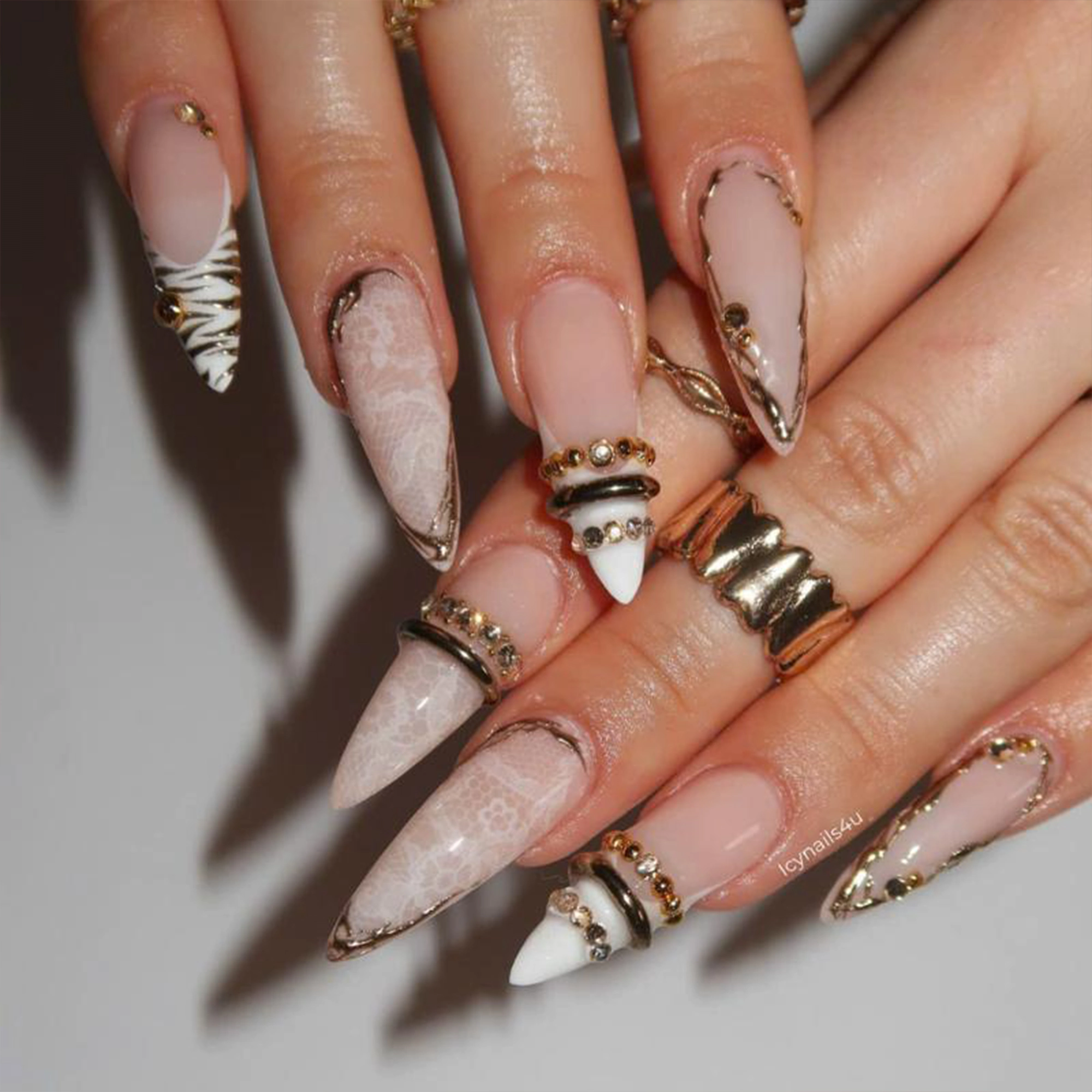 NUDE LUXE GEMS